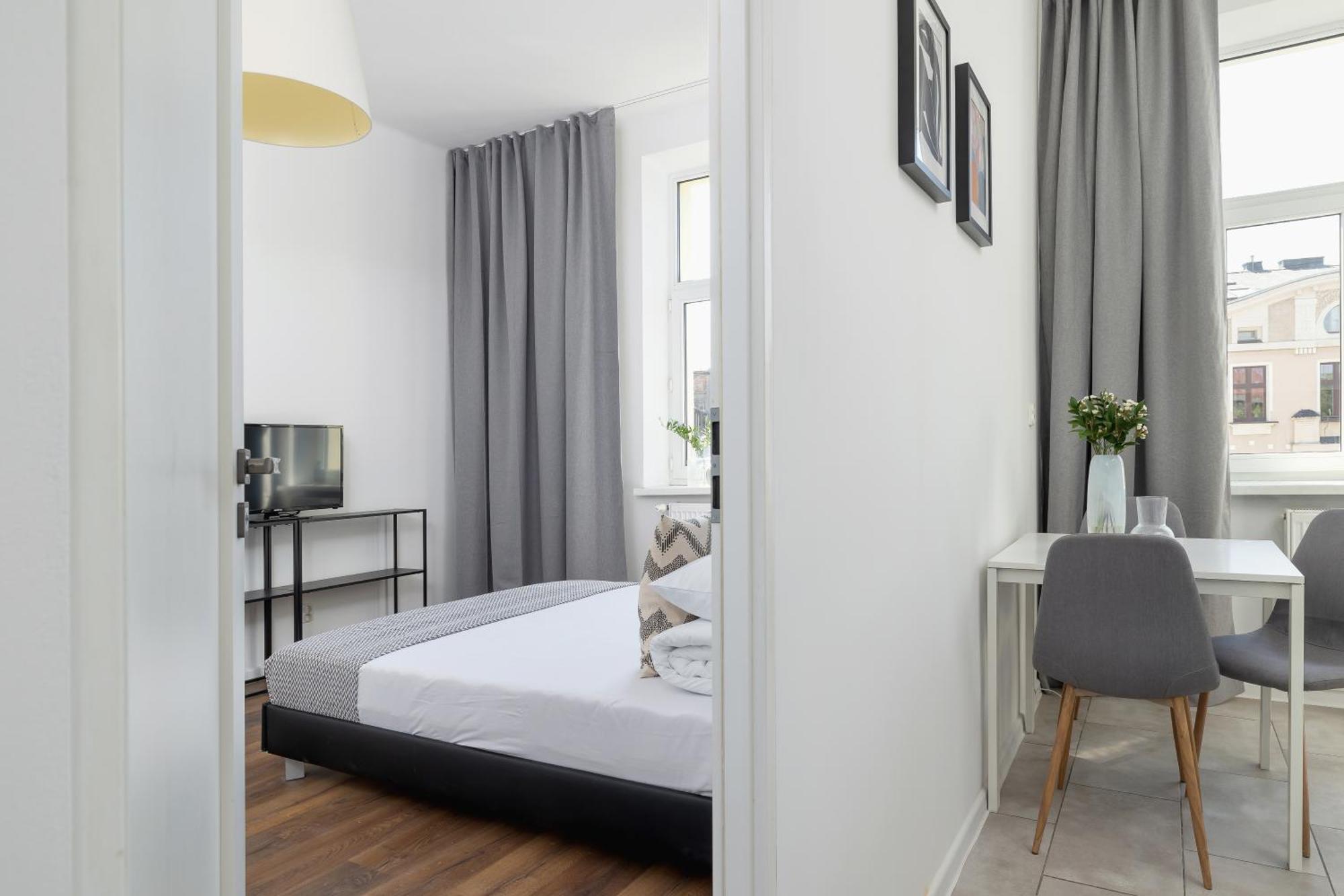 2-Bedroom Apartment - Dluga 65 Краков Экстерьер фото