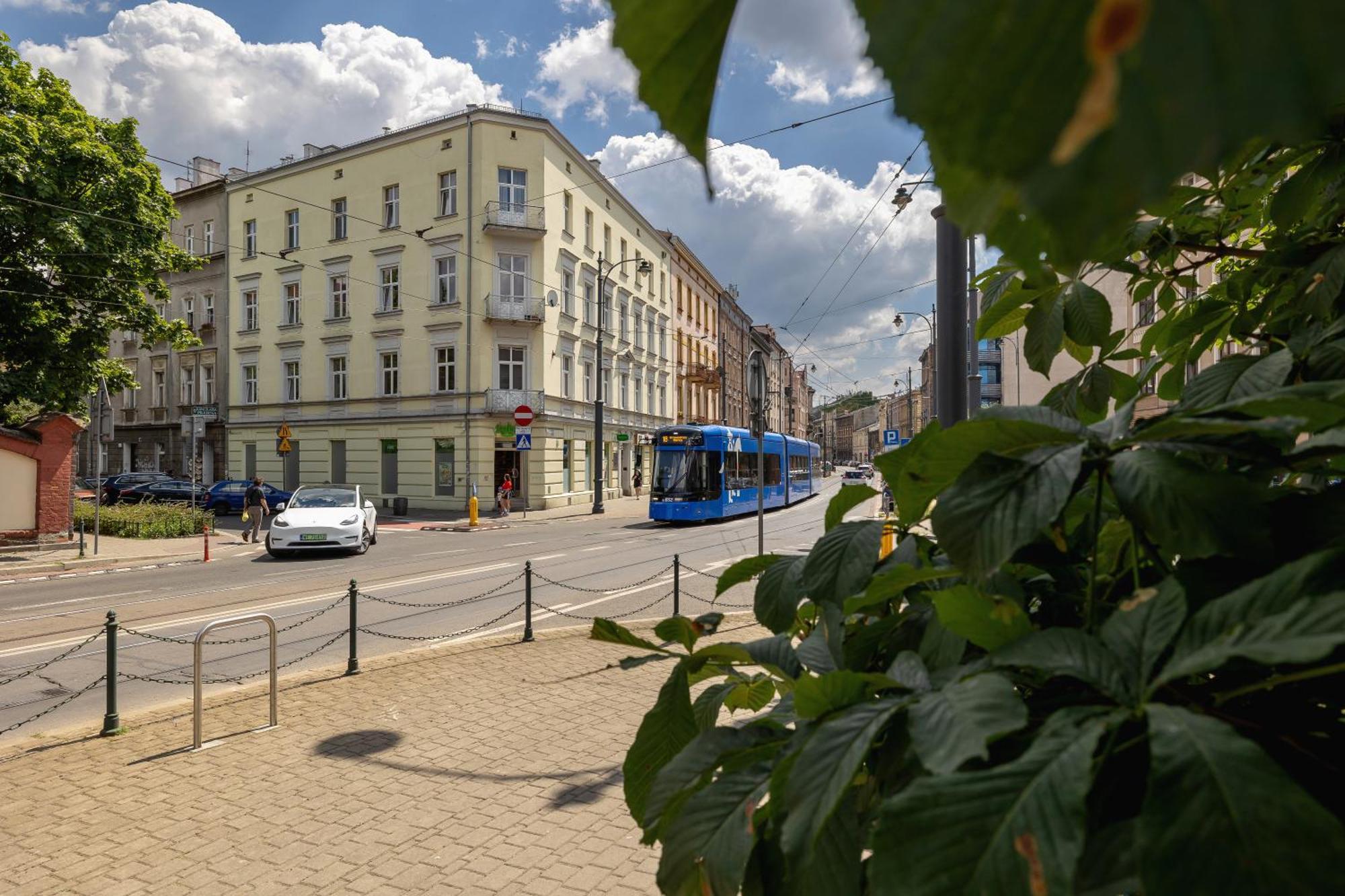 2-Bedroom Apartment - Dluga 65 Краков Экстерьер фото